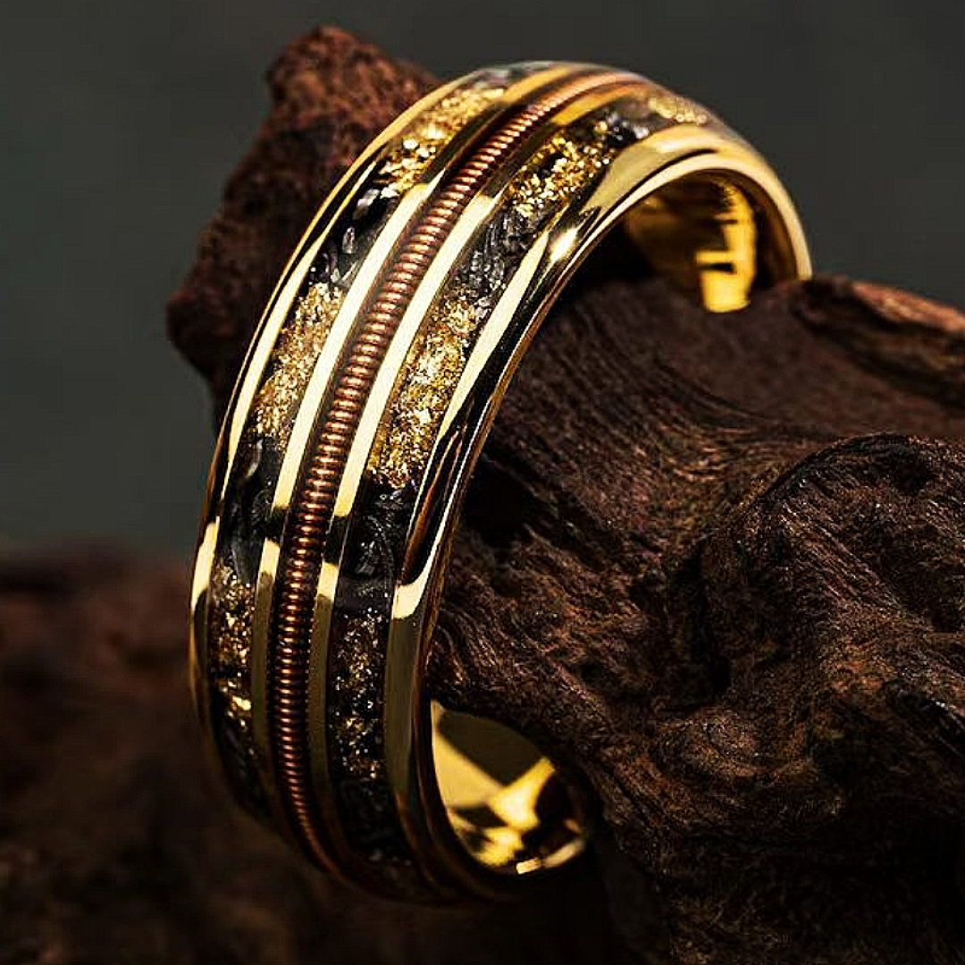 Vintage Royal Line Golden Ring