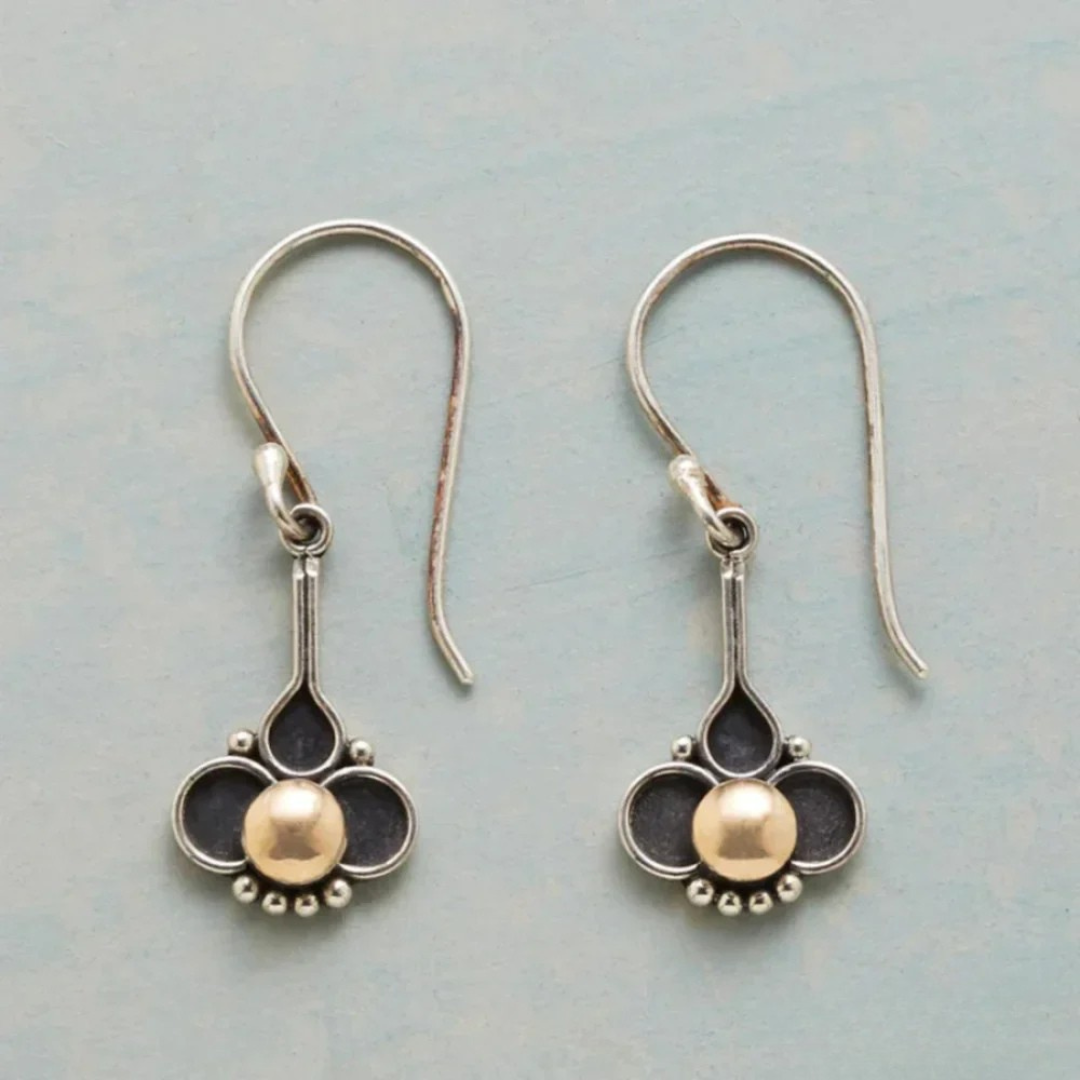 Elegant Silver Earrings with Clover and Pearls