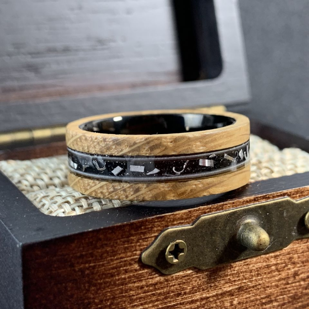 Dual Tone Heritage Band