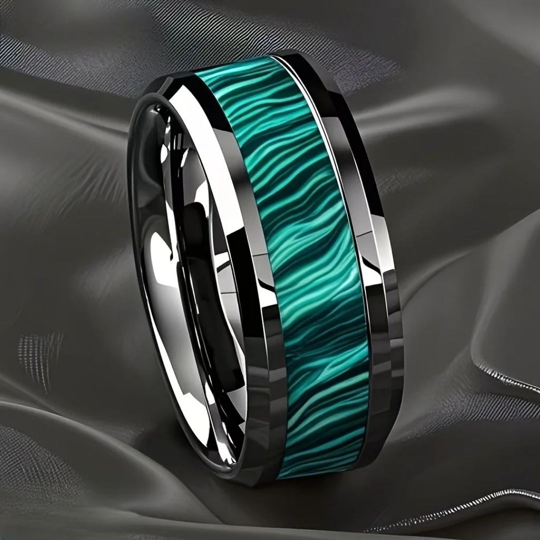 Emerald Wave Heritage Ring