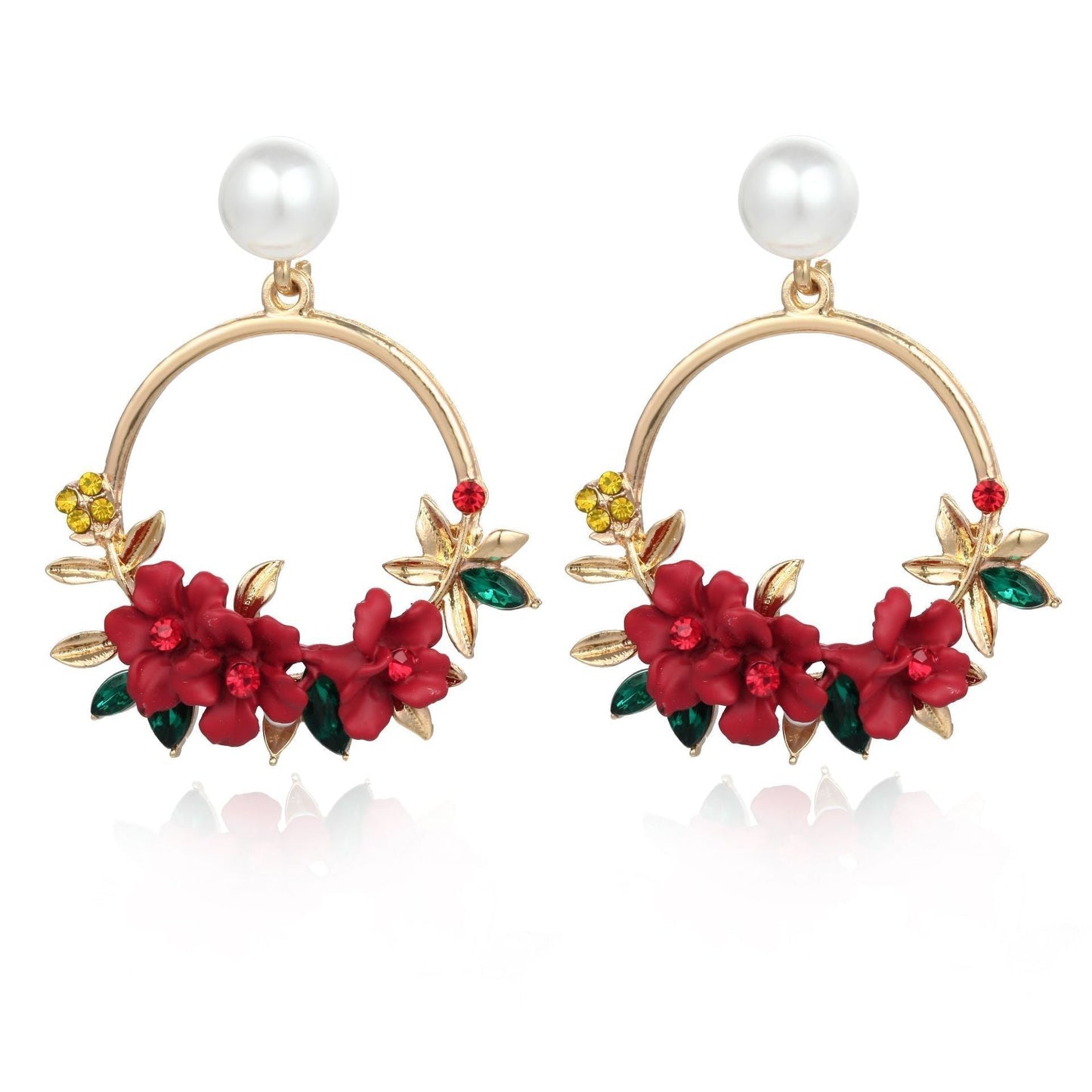 Elegant Gold Earrings with Flowers and Pearls
