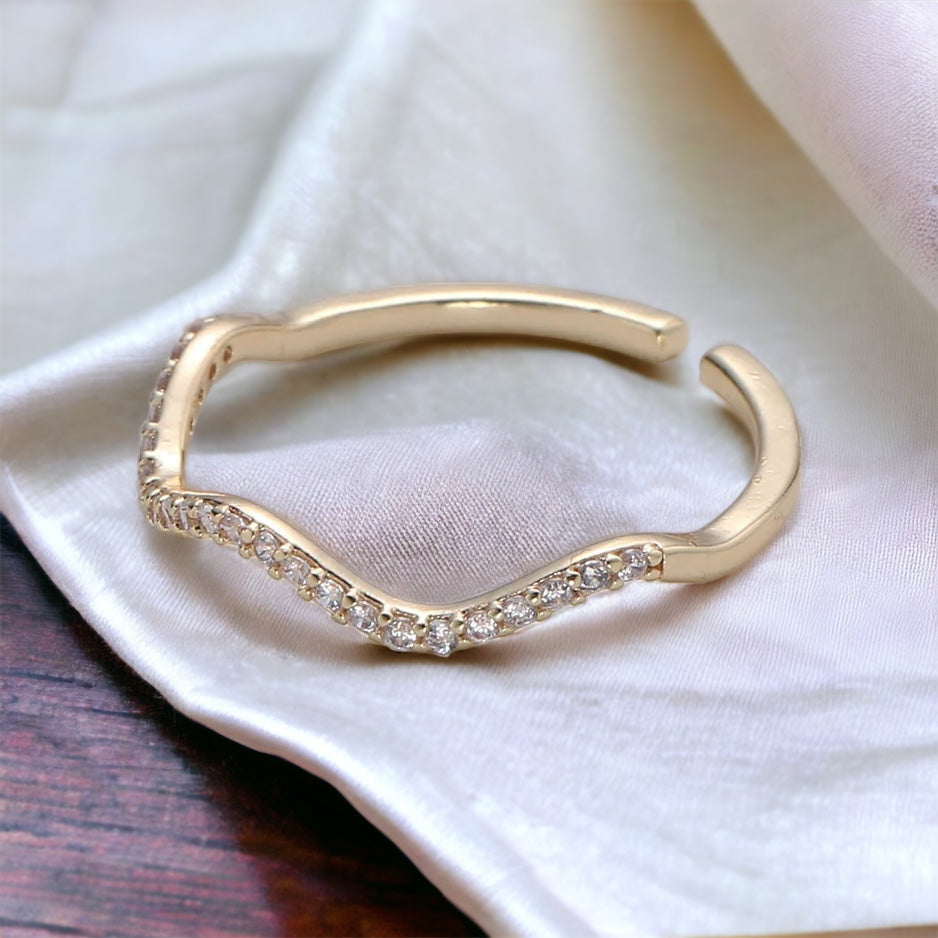 Katia Adjustable Wave Ring