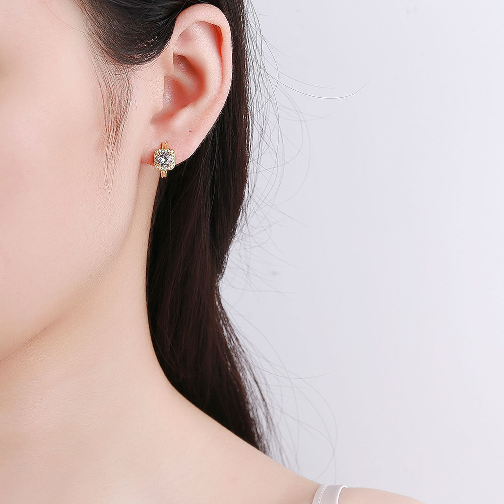 Nadine square earrings | Gold