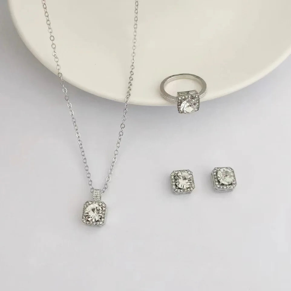 Luxurious Cube Jewelry Set