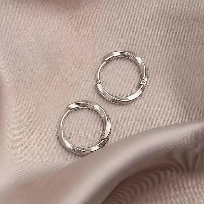 Minimalistic Geometric Hanging Earrings
